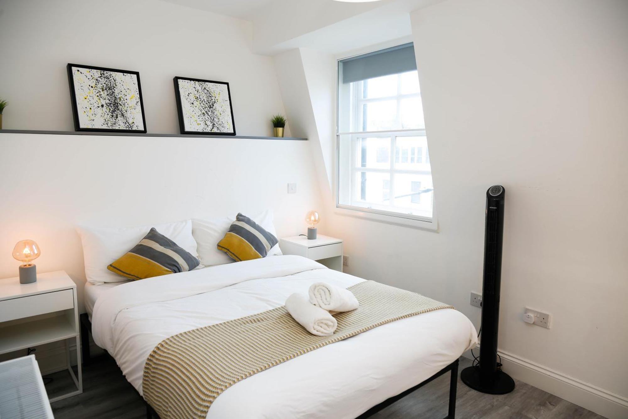 Luxury Rooms In Camden Town Near Shops, Cafes, Bars & Metro With Shared Bathrooms Londra Esterno foto