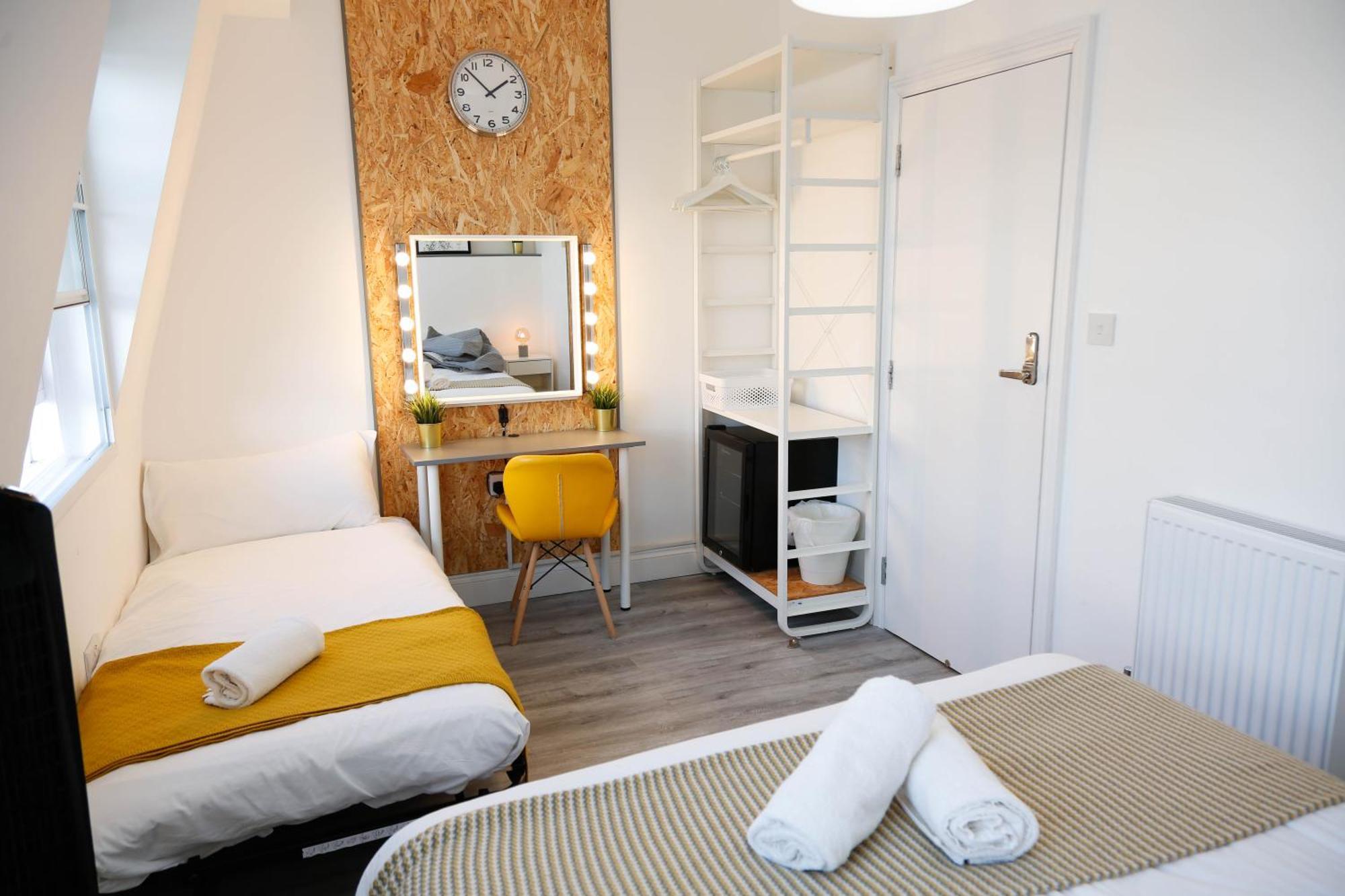 Luxury Rooms In Camden Town Near Shops, Cafes, Bars & Metro With Shared Bathrooms Londra Esterno foto