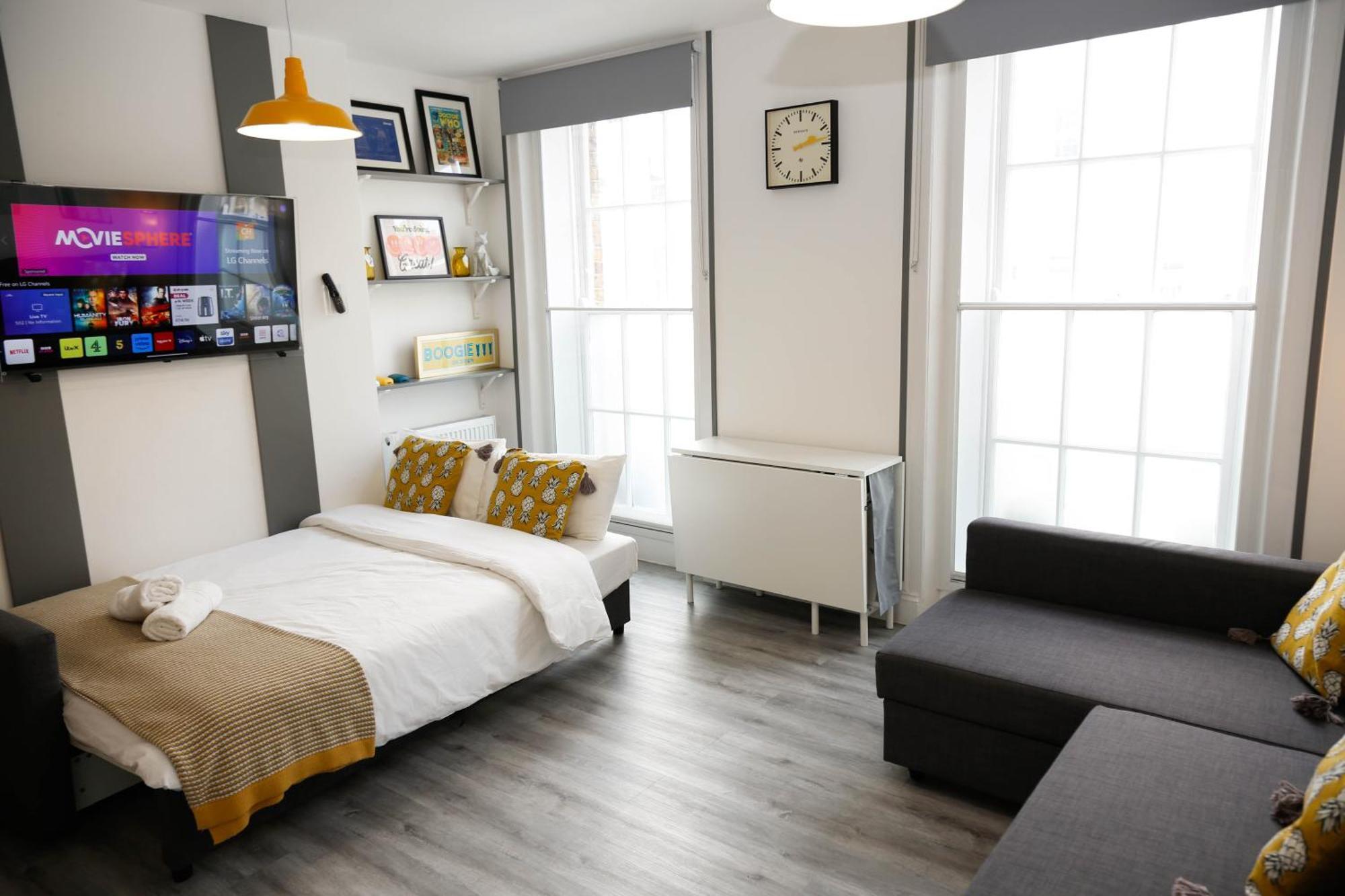 Luxury Rooms In Camden Town Near Shops, Cafes, Bars & Metro With Shared Bathrooms Londra Esterno foto