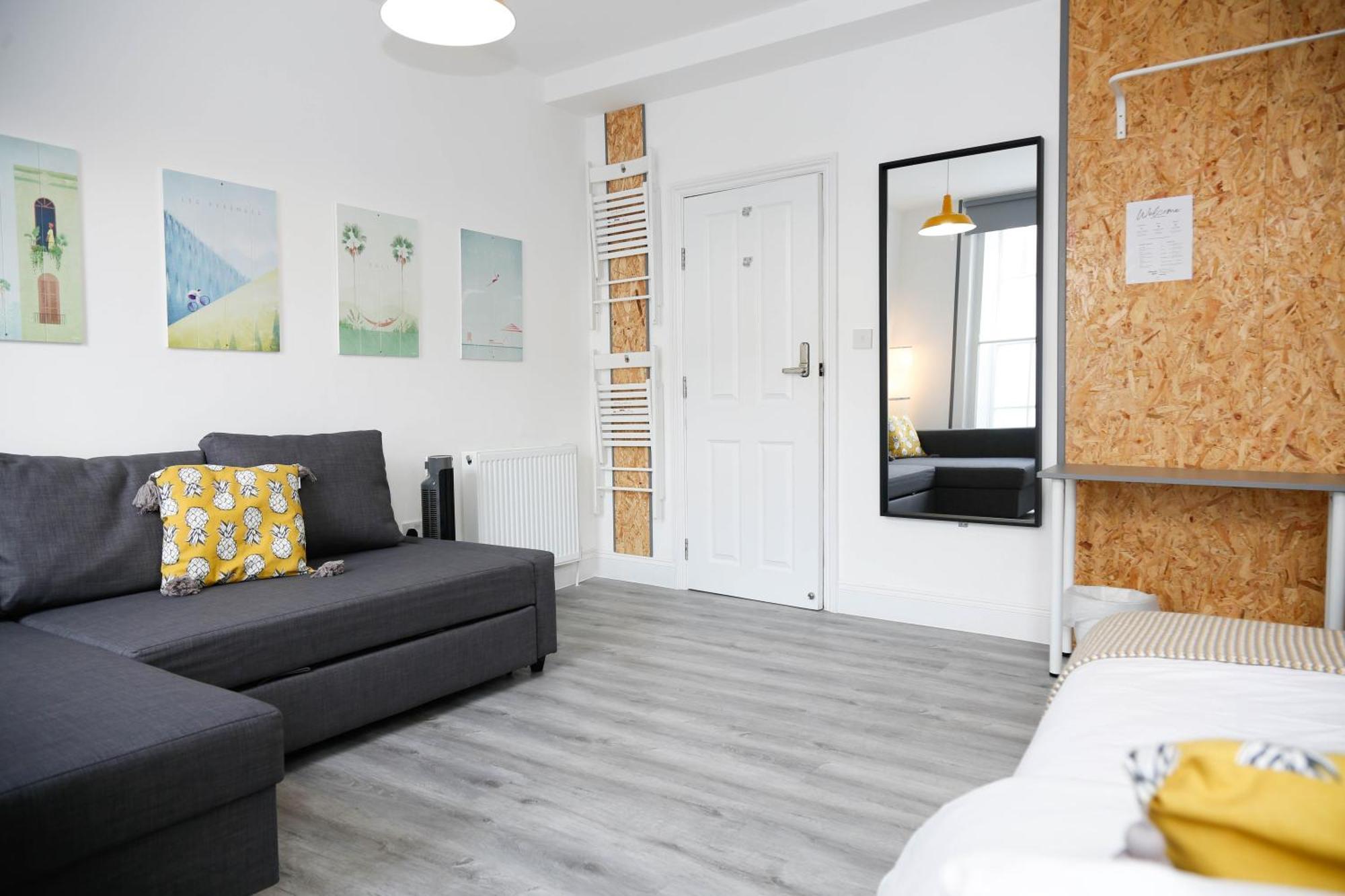 Luxury Rooms In Camden Town Near Shops, Cafes, Bars & Metro With Shared Bathrooms Londra Esterno foto