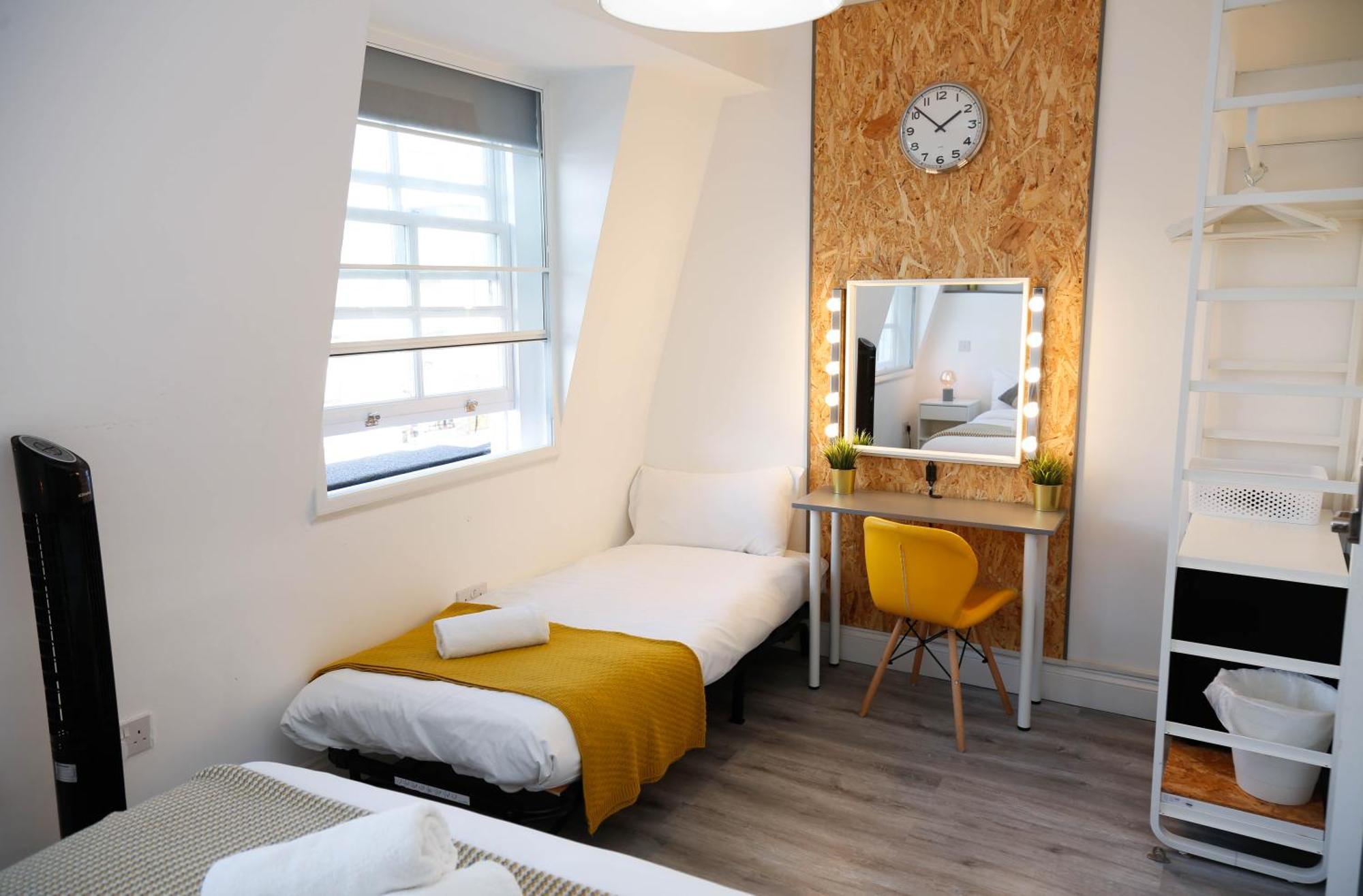 Luxury Rooms In Camden Town Near Shops, Cafes, Bars & Metro With Shared Bathrooms Londra Esterno foto