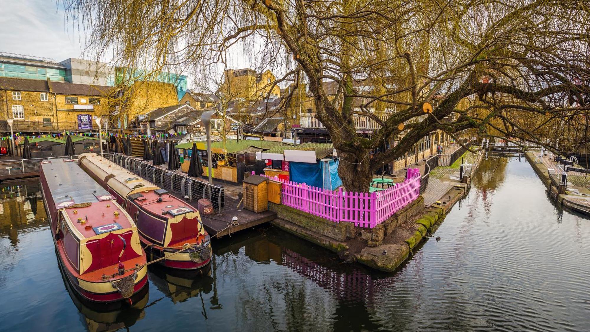 Luxury Rooms In Camden Town Near Shops, Cafes, Bars & Metro With Shared Bathrooms Londra Esterno foto